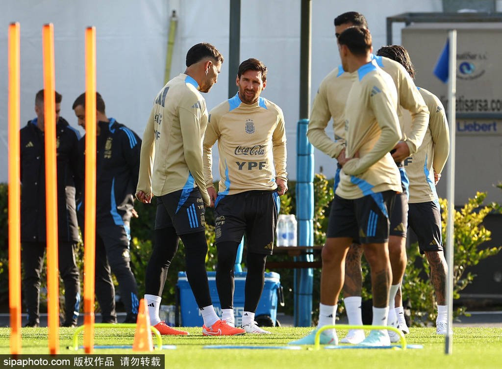 智利球队主力中场伤愈回归首发，士气大振