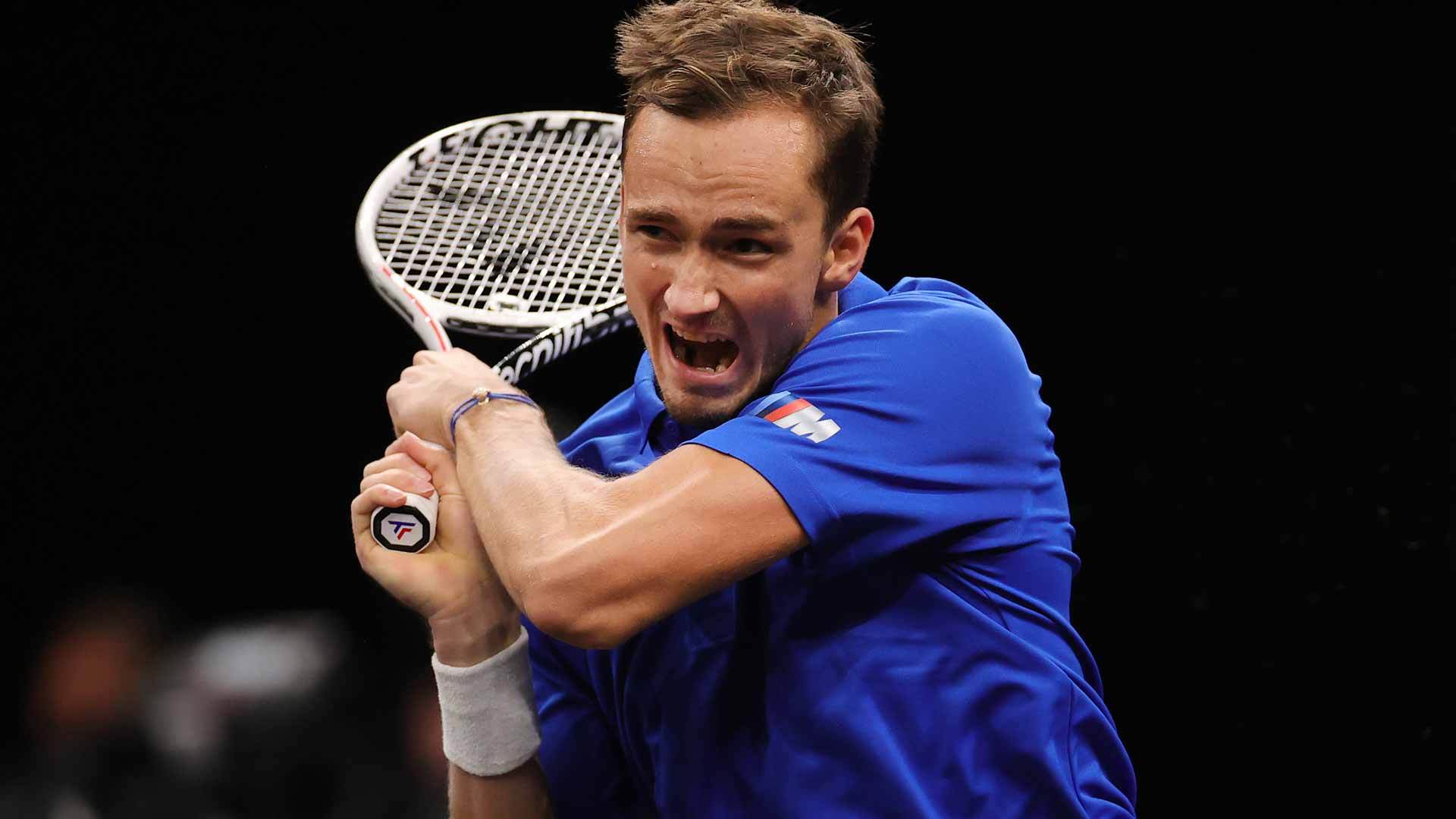 包含拉沃尔杯翻盘温网，梅德韦杰夫状态火热的词条