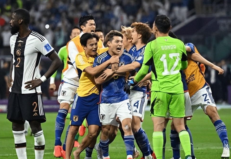 日本队横扫马来西亚队,马琳关键制胜 日本队横扫马来西亚队,马琳关键制胜