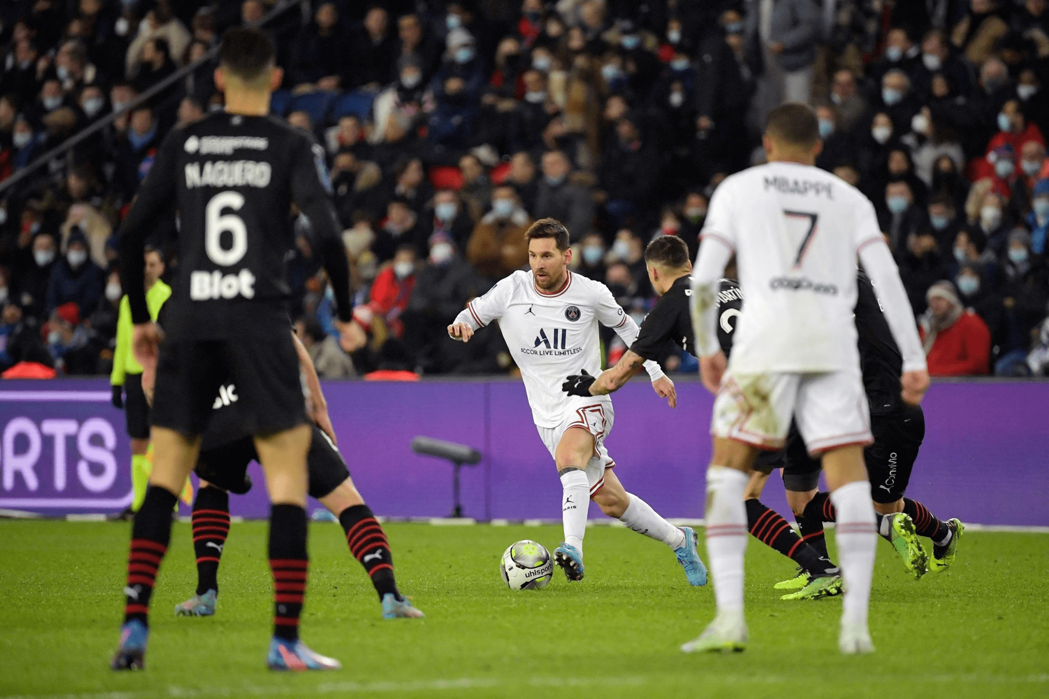 巴黎鏖战墨西哥,阿什拉夫状态火热 巴黎鏖战墨西哥,阿什拉夫状态火热