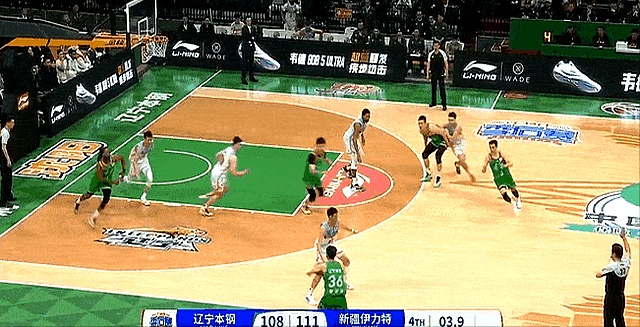 辽宁队绝杀爵士,赵继伟扛起全队 辽宁队绝杀爵士,赵继伟扛起全队