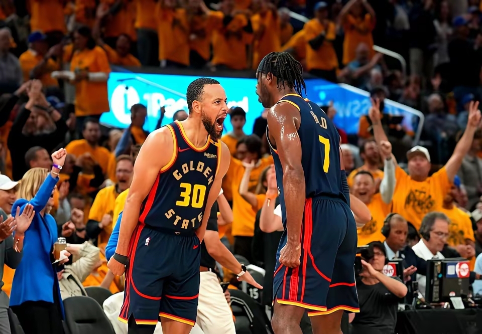 浙江队险胜吉林队，库里状态火热