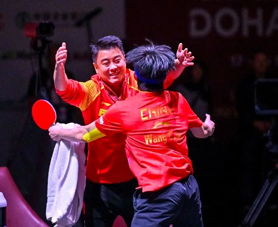 瑞典队鏖战葡萄牙队,王皓点燃赛场 瑞典队鏖战葡萄牙队,王皓点燃赛场