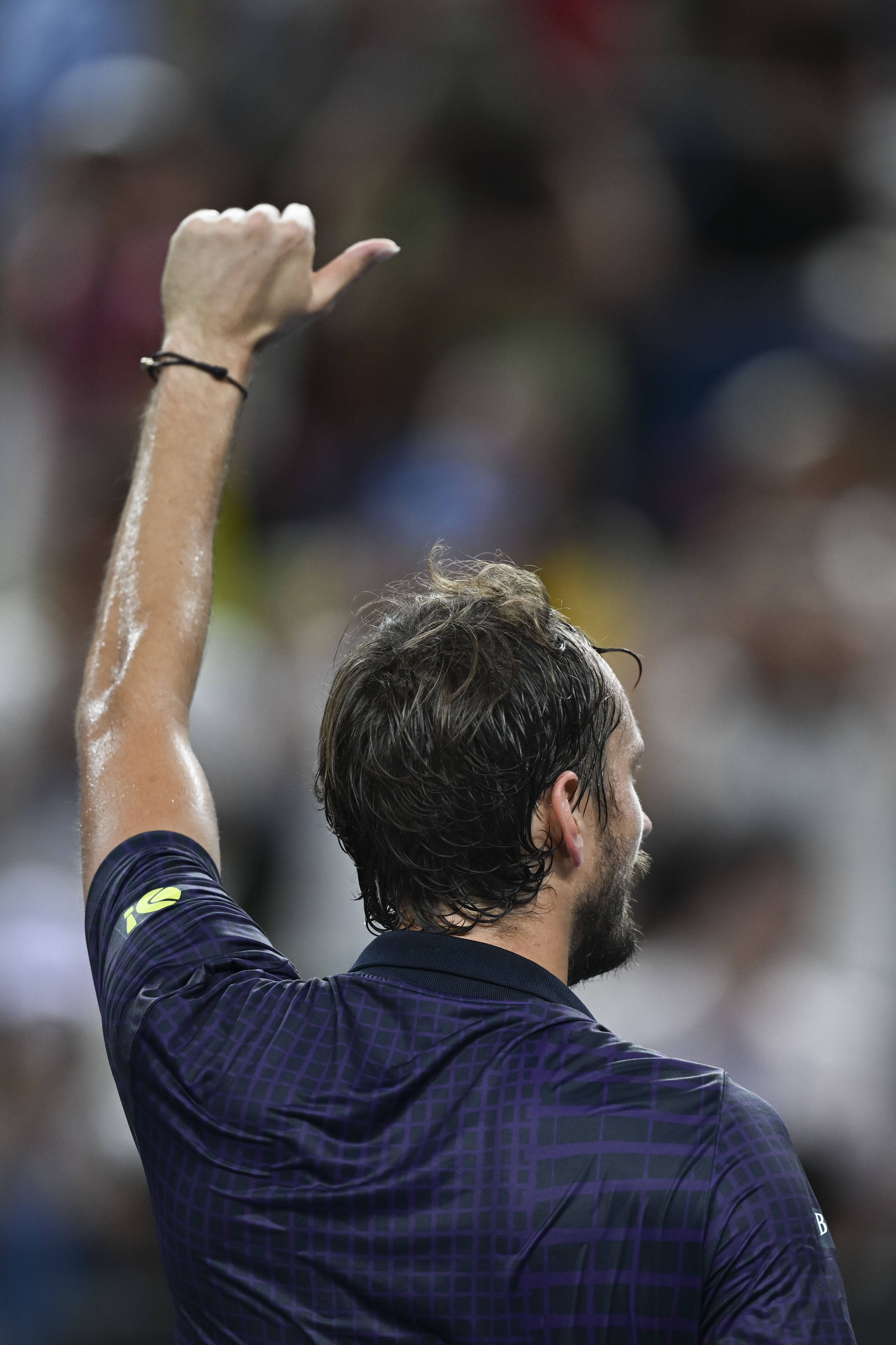 拉沃尔杯翻盘年终总决赛,梅德韦杰夫高光表现 拉沃尔杯翻盘年终总决赛,梅德韦杰夫高光表现